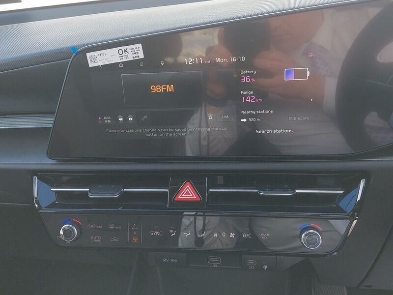 More views of Kia Niro