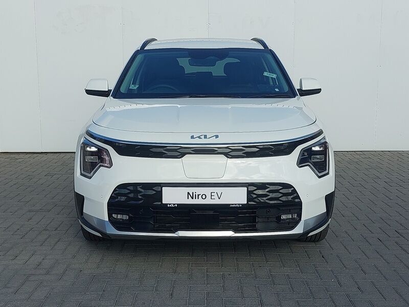 More views of Kia Niro