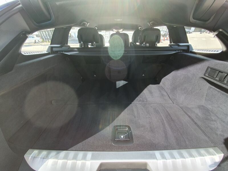 More views of BMW 3-Series