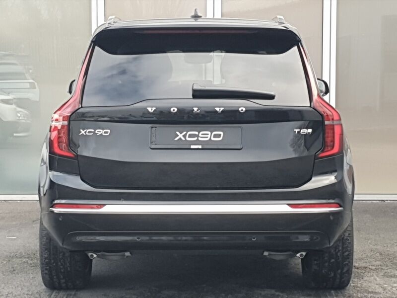 More views of Volvo XC90