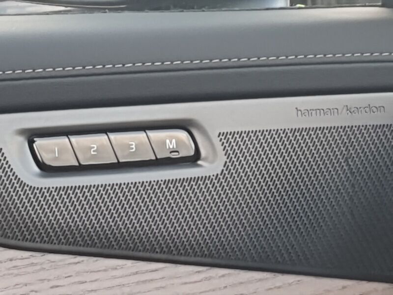 More views of Volvo XC90