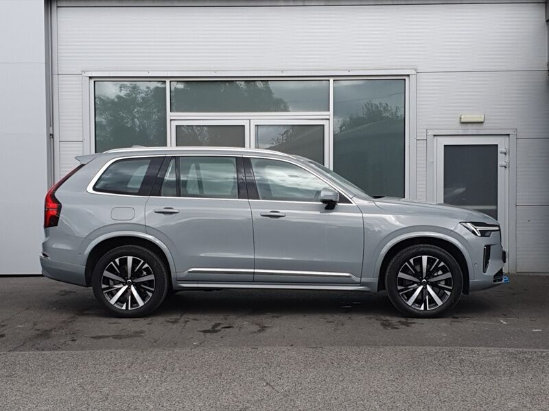More views of Volvo XC90