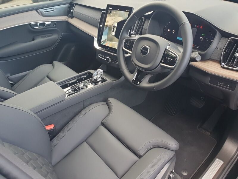 More views of Volvo XC90