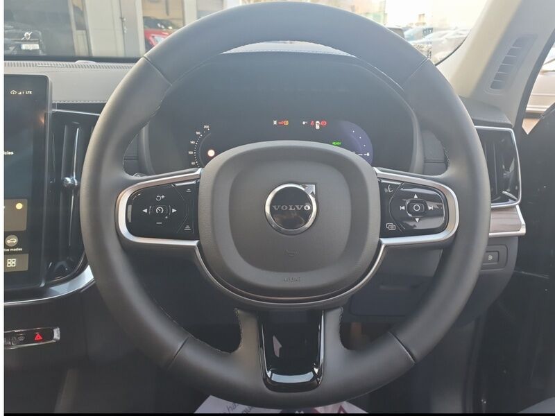 More views of Volvo XC90