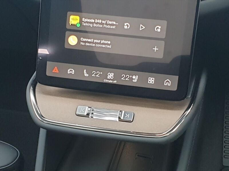 More views of Volvo ES90