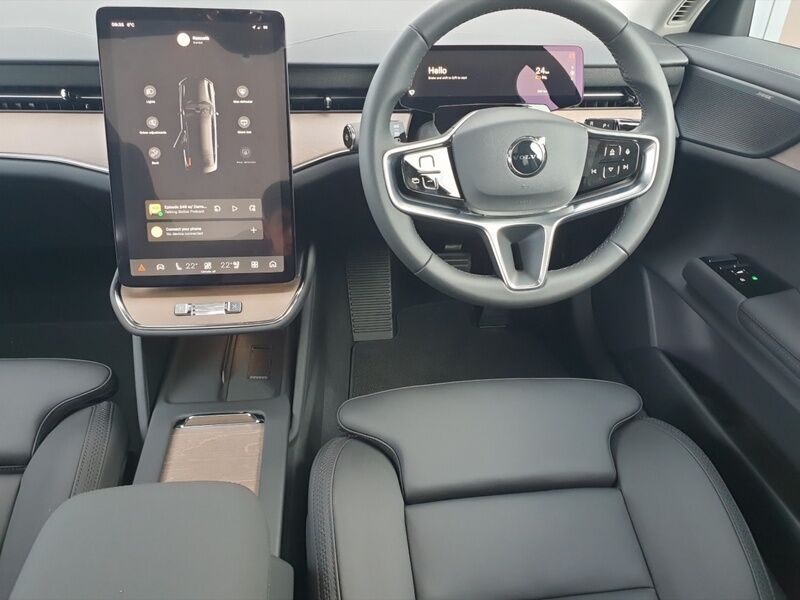 More views of Volvo ES90