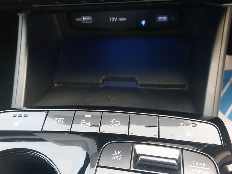 More views of Hyundai Tucson