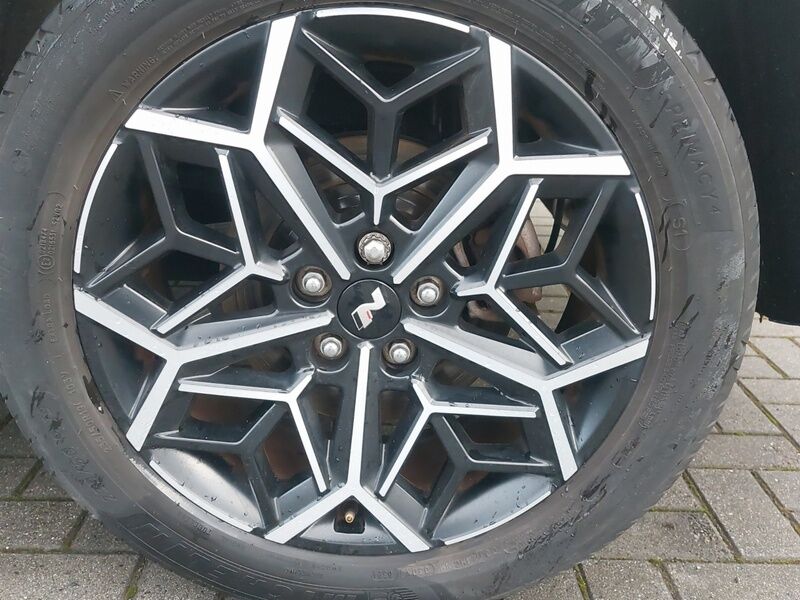 More views of Hyundai Tucson