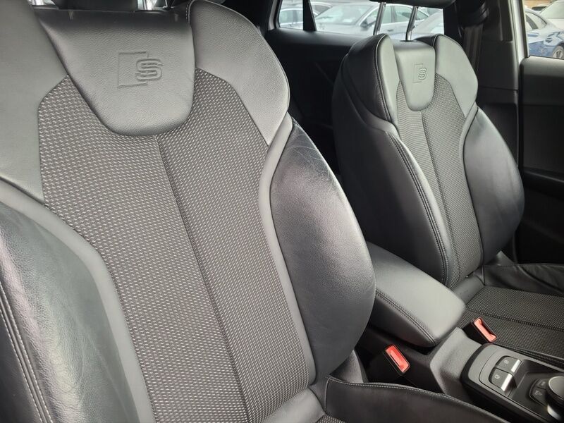 More views of Audi Q2