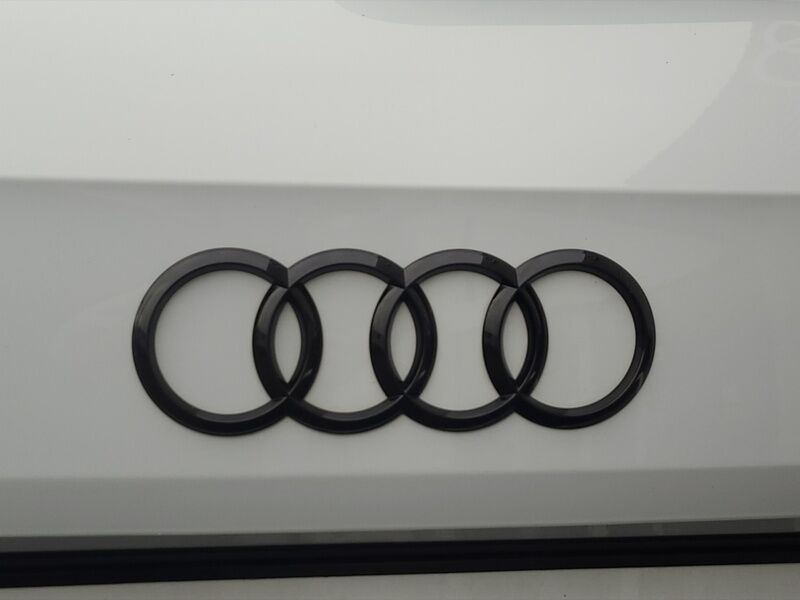 More views of Audi Q2