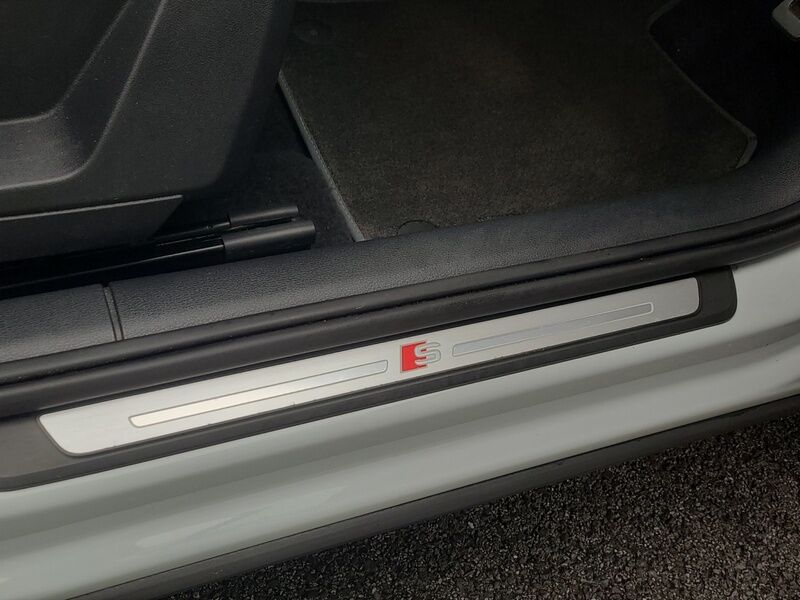 More views of Audi Q2