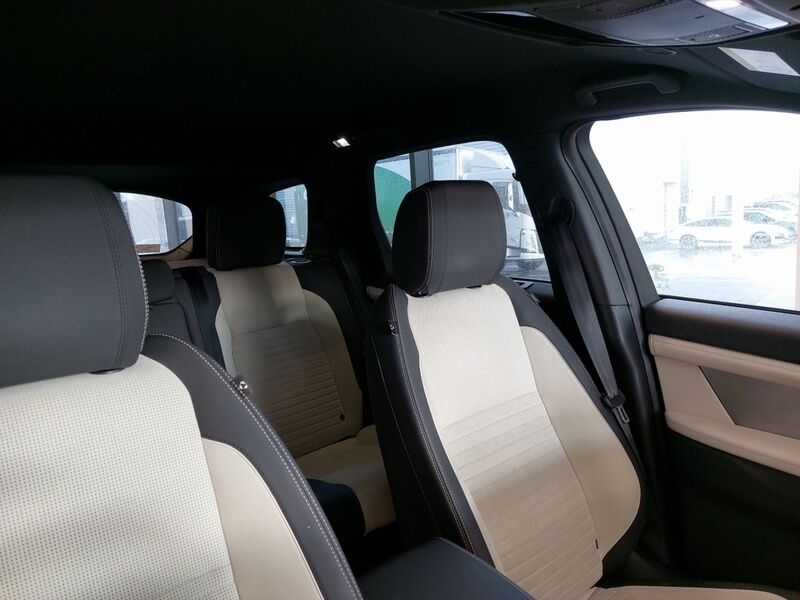 More views of Land Rover Discovery Sport