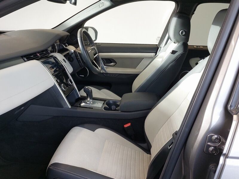 More views of Land Rover Discovery Sport