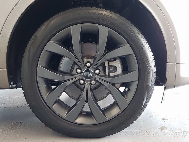 More views of Land Rover Discovery Sport