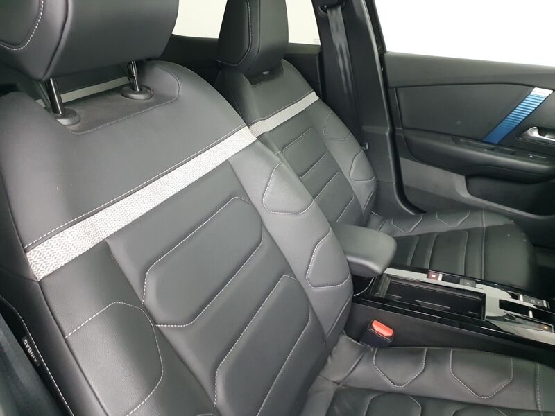 More views of Citroen e-C4