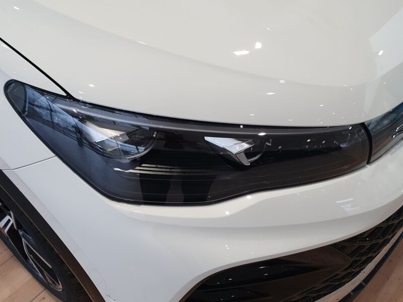 More views of Volkswagen Tiguan