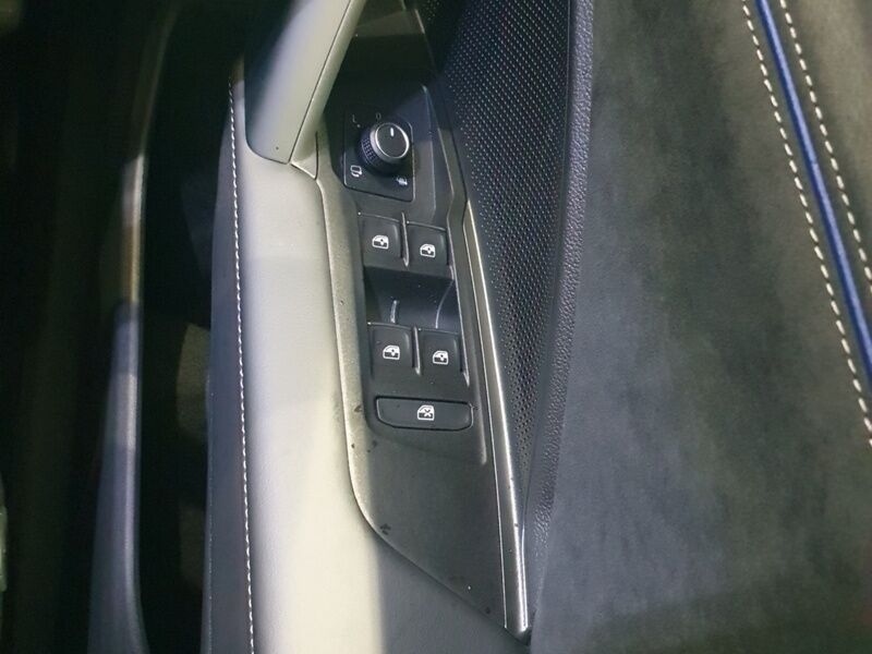 More views of Volkswagen Tiguan