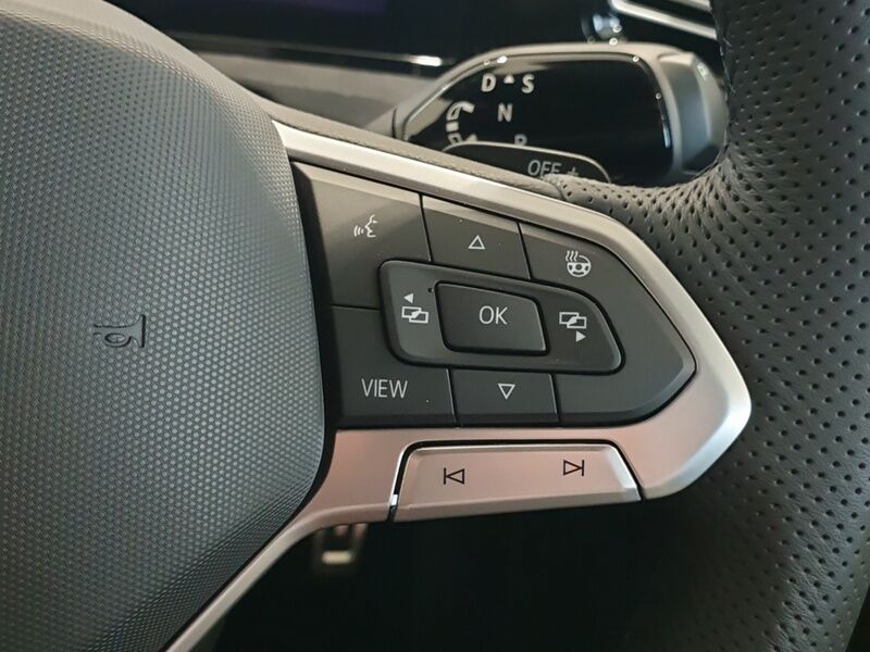 More views of Volkswagen Tiguan