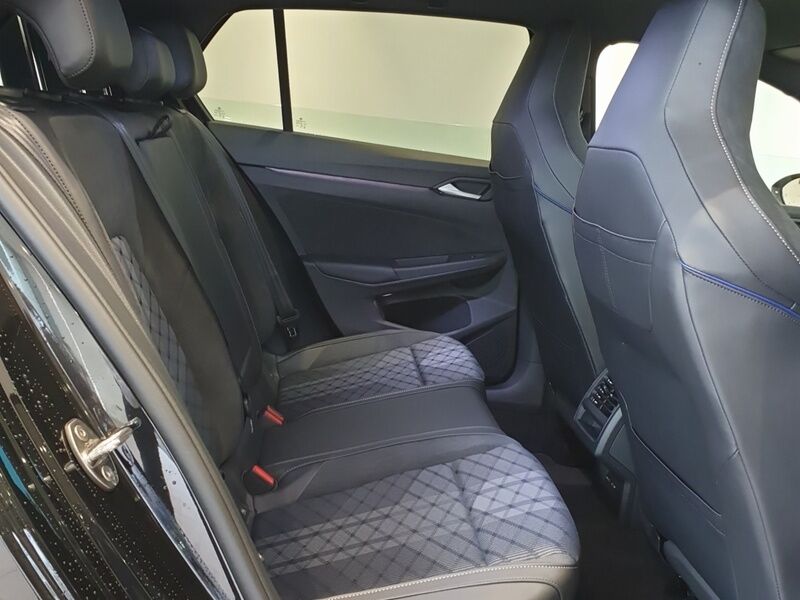 More views of Volkswagen Golf