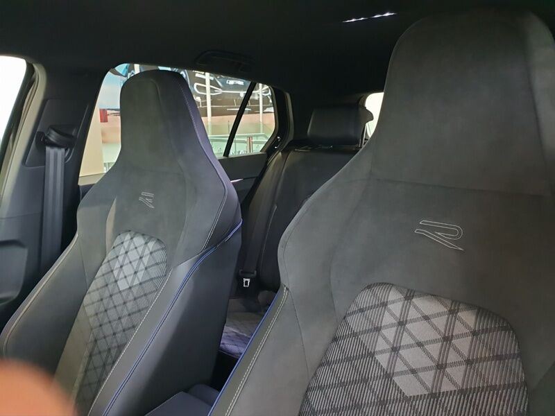 More views of Volkswagen Golf