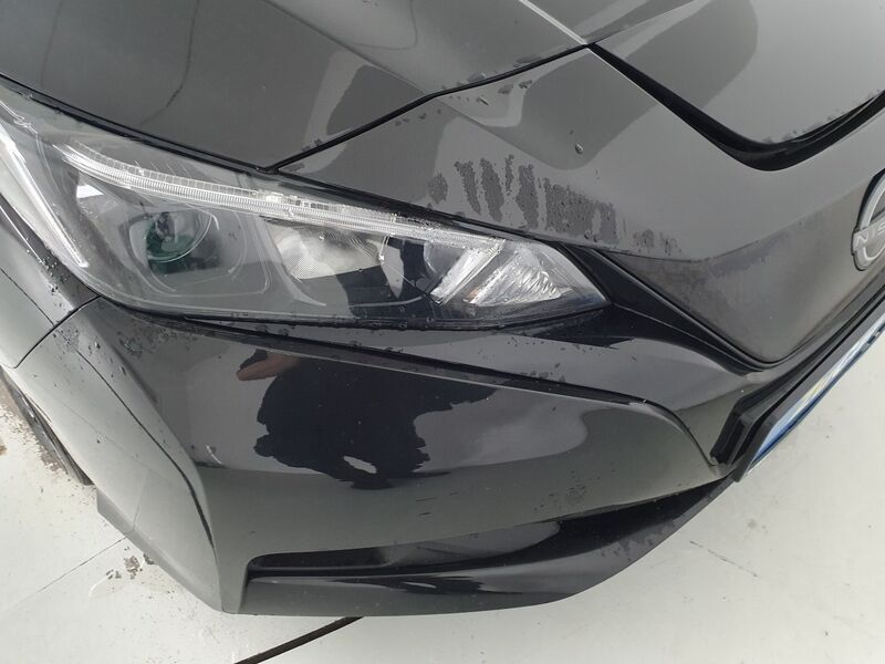 More views of Nissan Leaf