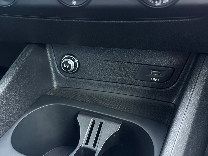 More views of Audi Q2