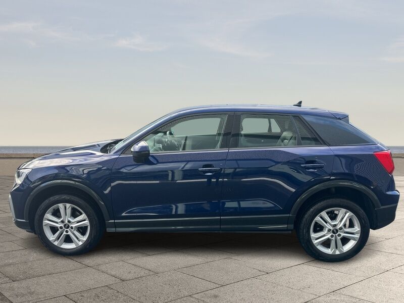 More views of Audi Q2