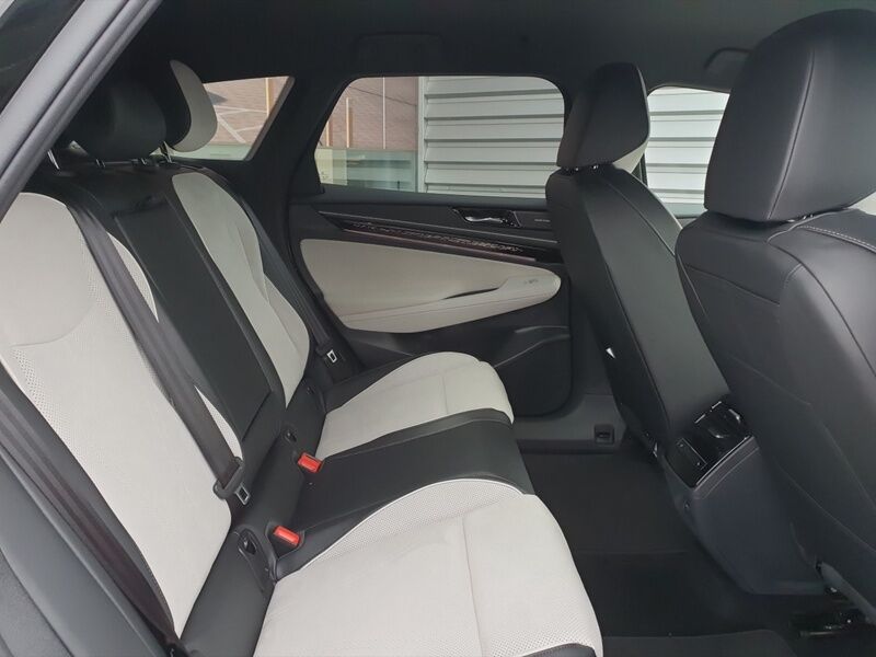 More views of Volkswagen ID.7