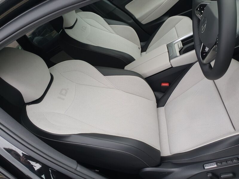 More views of Volkswagen ID.7