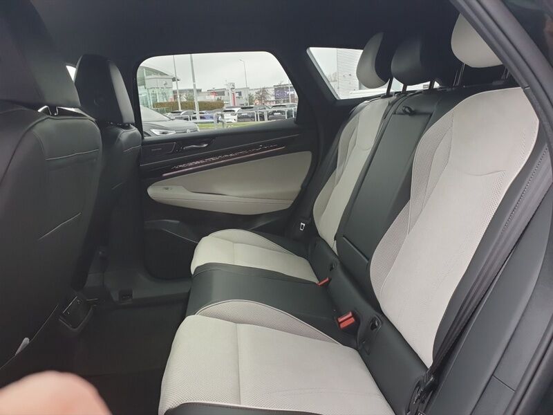 More views of Volkswagen ID.7