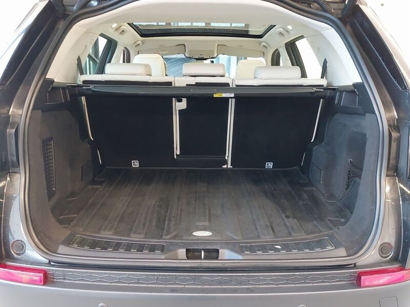 More views of Land Rover Discovery Sport