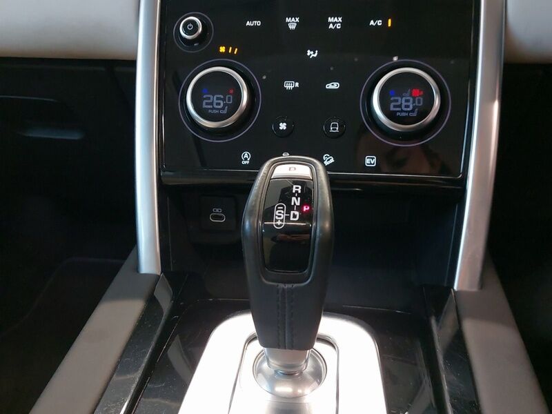 More views of Land Rover Discovery Sport