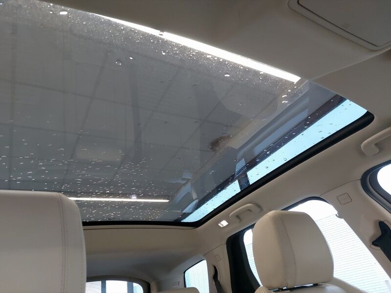 More views of Land Rover Discovery Sport