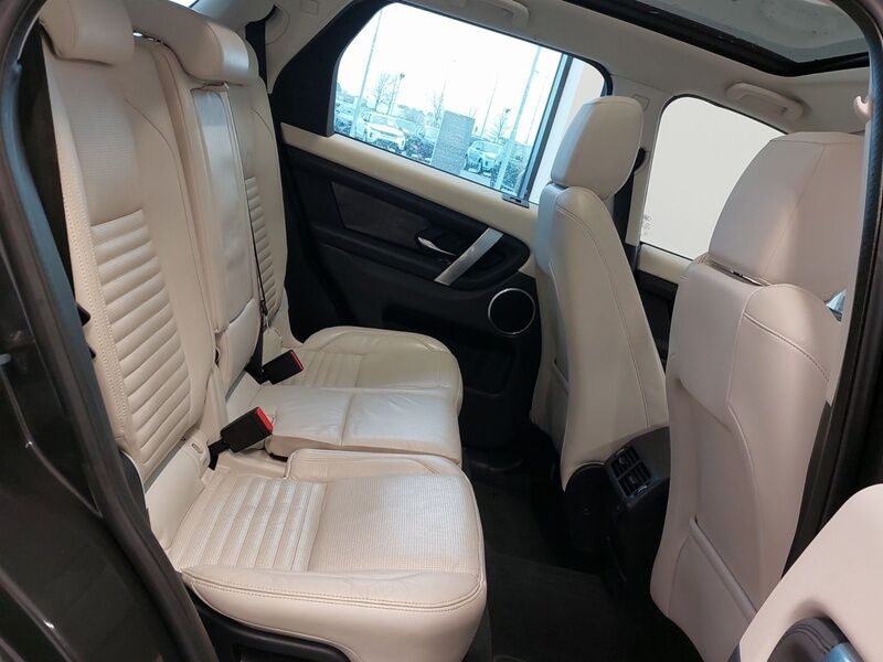 More views of Land Rover Discovery Sport