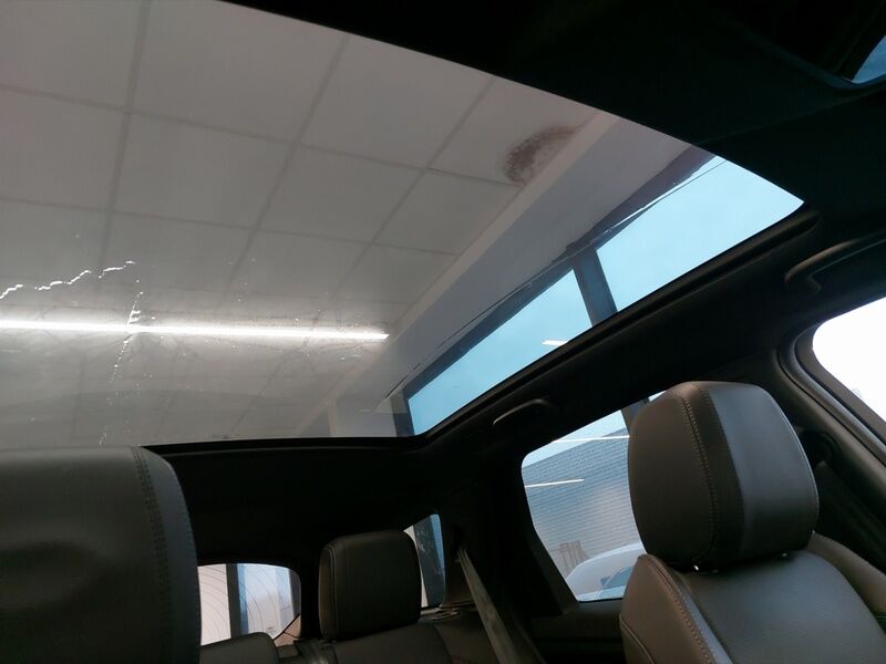 More views of Land Rover Discovery Sport