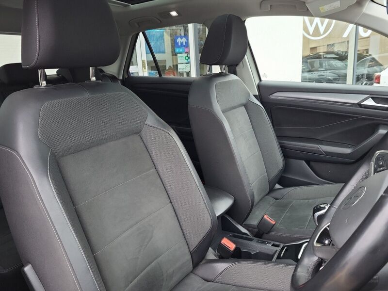 More views of Volkswagen T-Roc