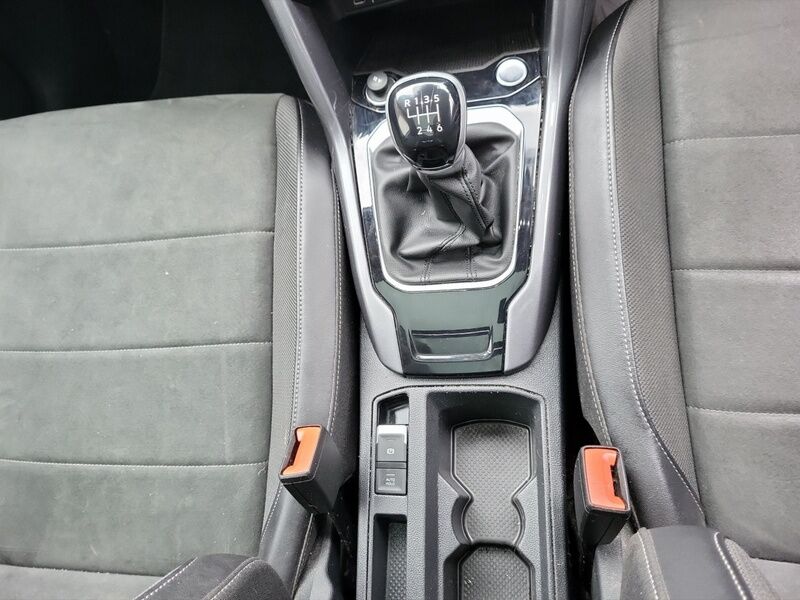 More views of Volkswagen T-Roc