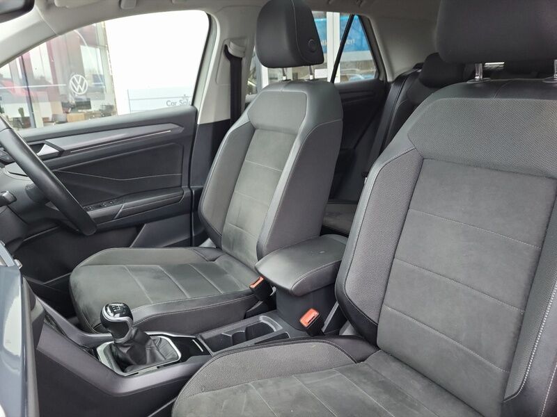 More views of Volkswagen T-Roc