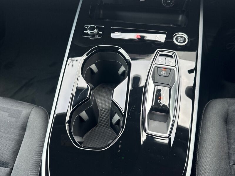 More views of Audi A6