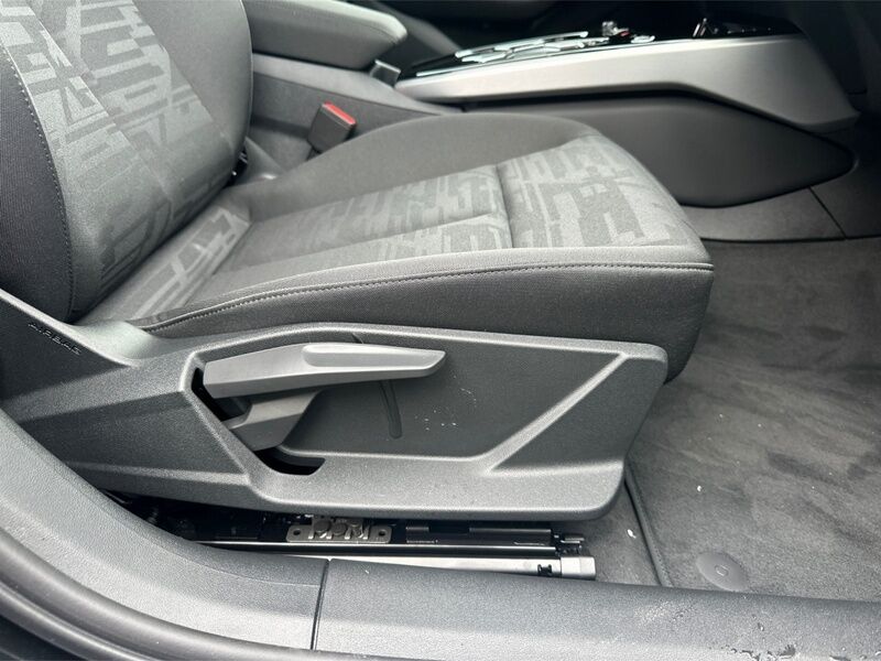 More views of Audi A6