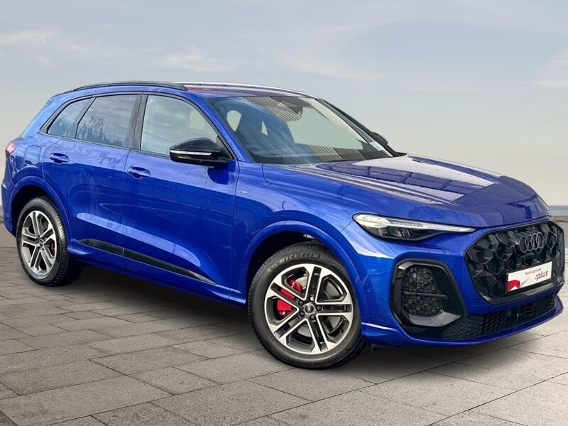 More views of Audi Q5