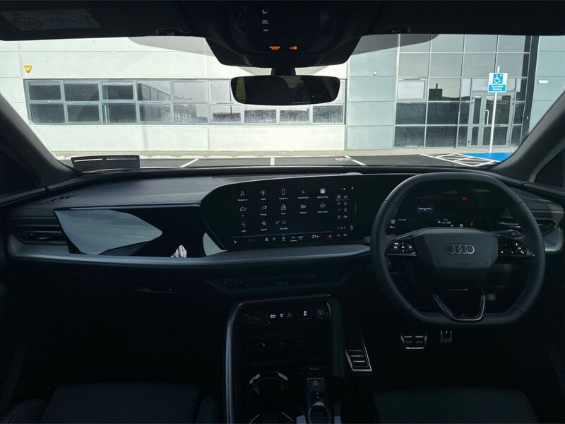 More views of Audi Q5