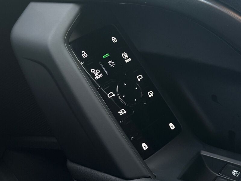 More views of Audi Q5