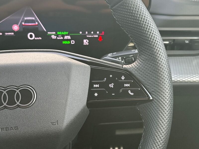 More views of Audi Q5