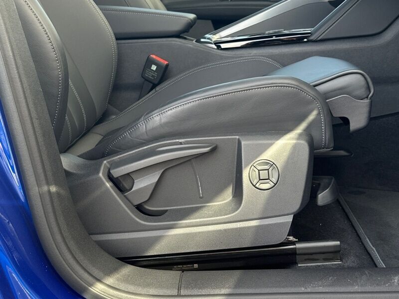 More views of Audi Q5