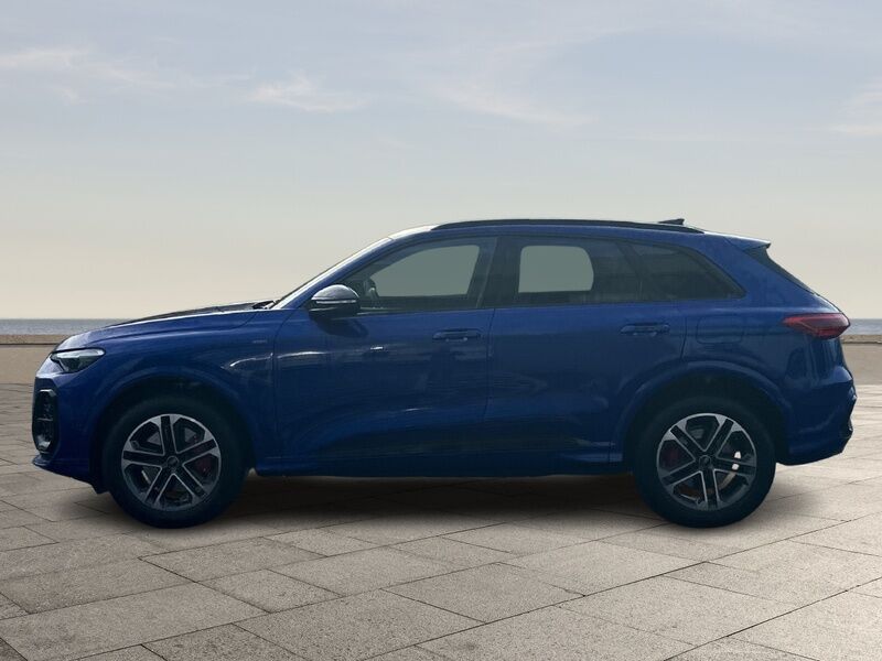 More views of Audi Q5