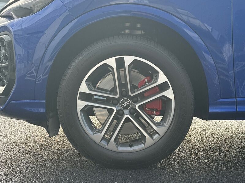 More views of Audi Q5