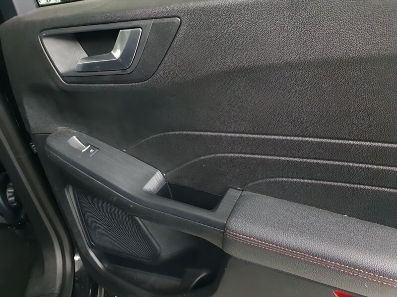 More views of Ford Kuga