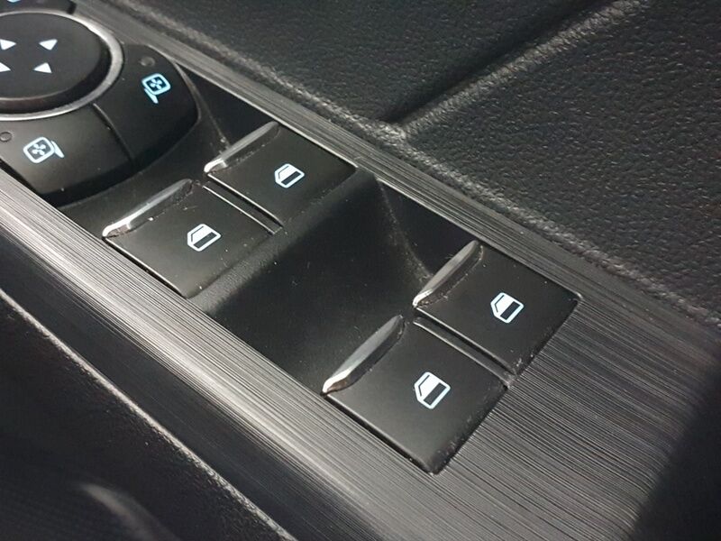 More views of Ford Kuga