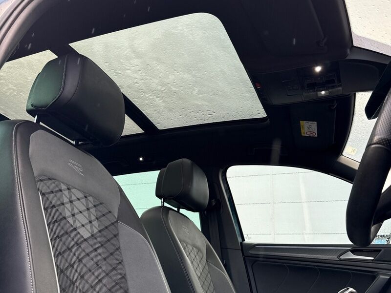 More views of Volkswagen Tiguan